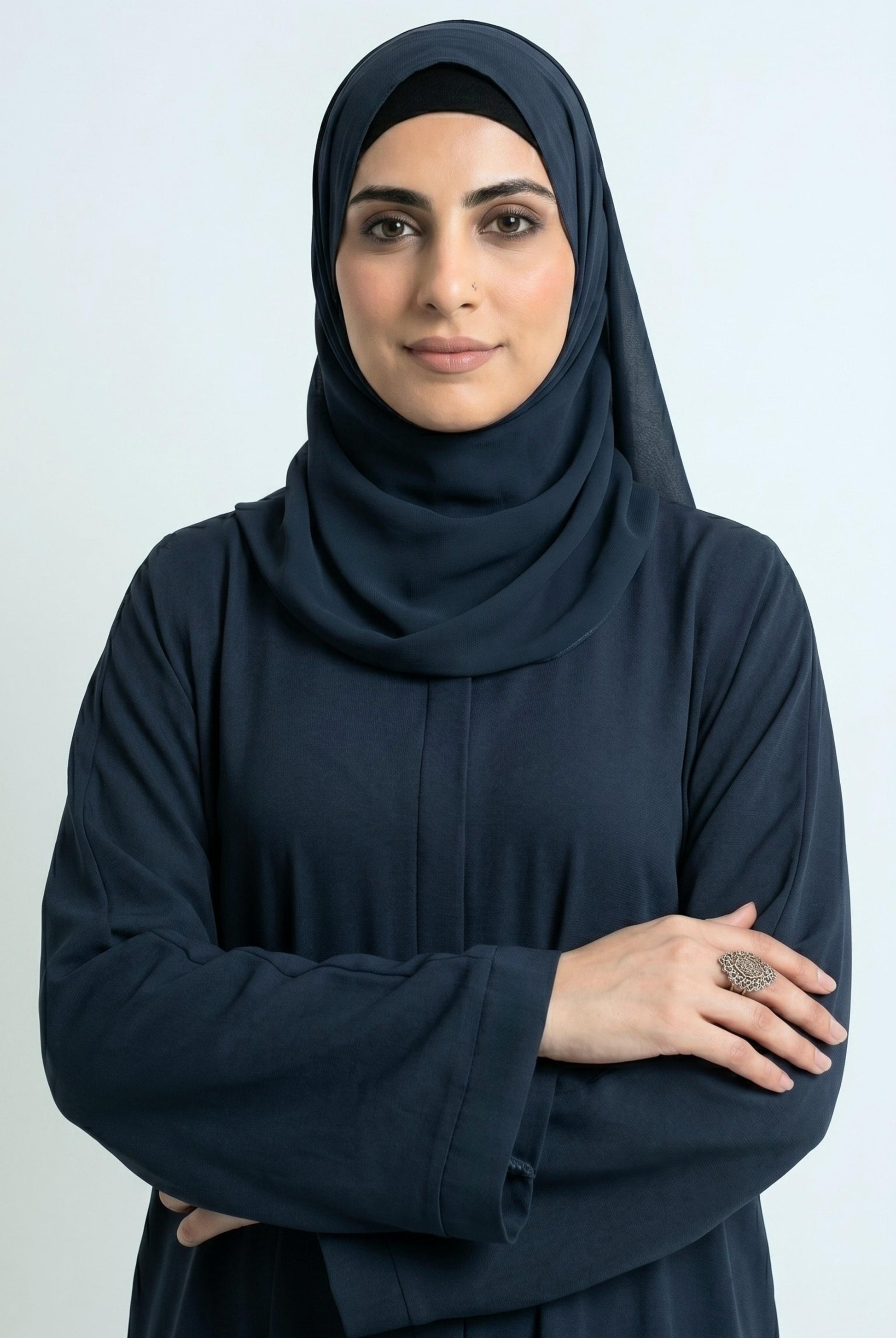 abaya zinc closeup