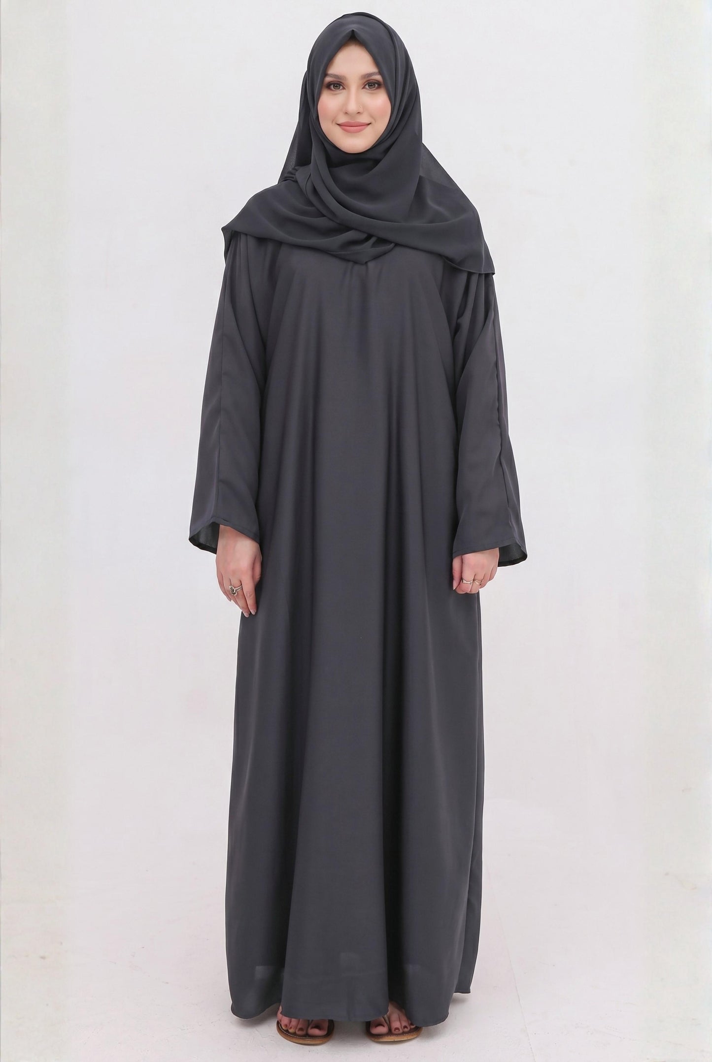 closed abaya gray